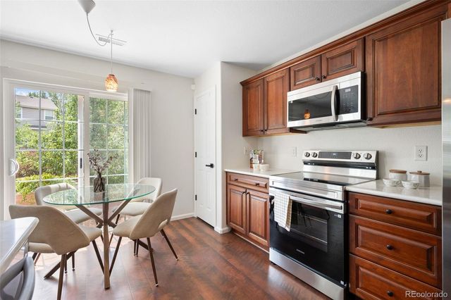 8194 S Memphis Way, Englewood, CO 80112