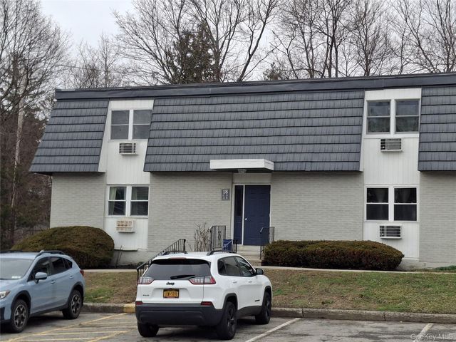 18 White Gate Drive C, Wappingers Falls, NY 12590