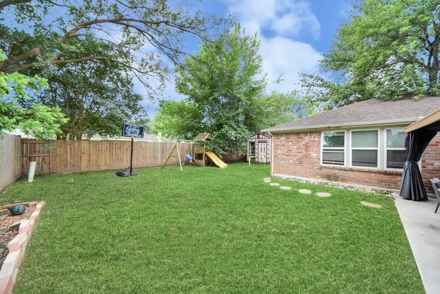 12219 Monticeto Lane, Meadows Place, TX 77477