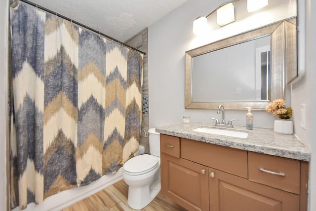 12219 Monticeto Lane, Meadows Place, TX 77477