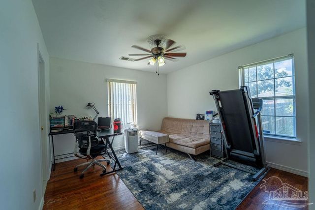 2550 E Burgess Rd, Pensacola, FL 32504