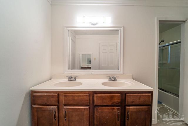 2550 E Burgess Rd, Pensacola, FL 32504