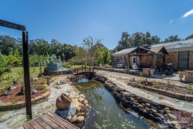 2550 E Burgess Rd, Pensacola, FL 32504