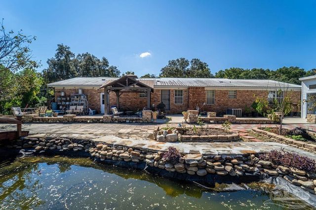 2550 E Burgess Rd, Pensacola, FL 32504