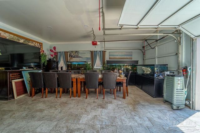 2550 E Burgess Rd, Pensacola, FL 32504