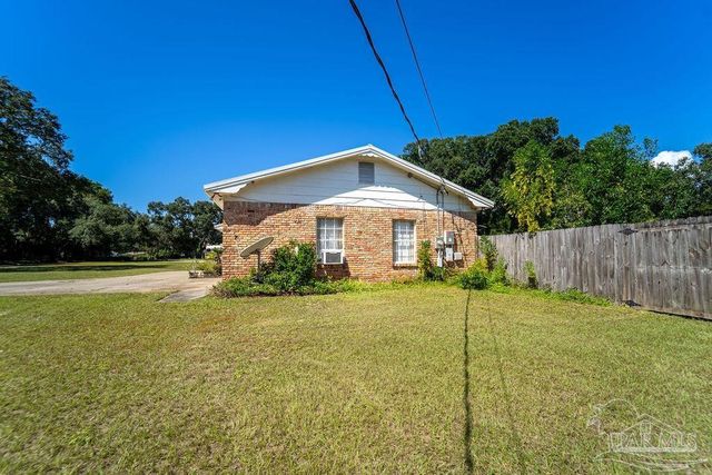 2550 E Burgess Rd, Pensacola, FL 32504
