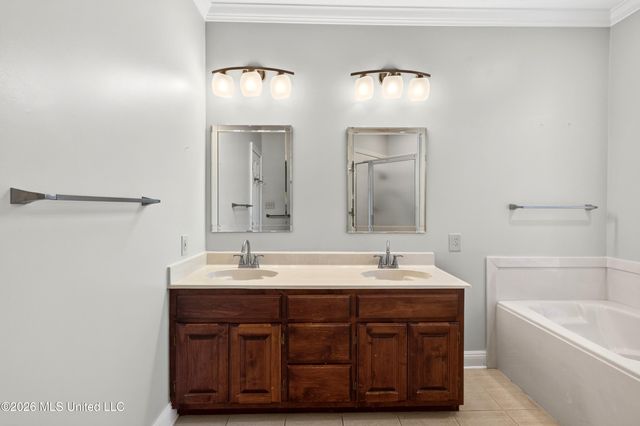 2579 Rue Palafox, Biloxi, MS 39531