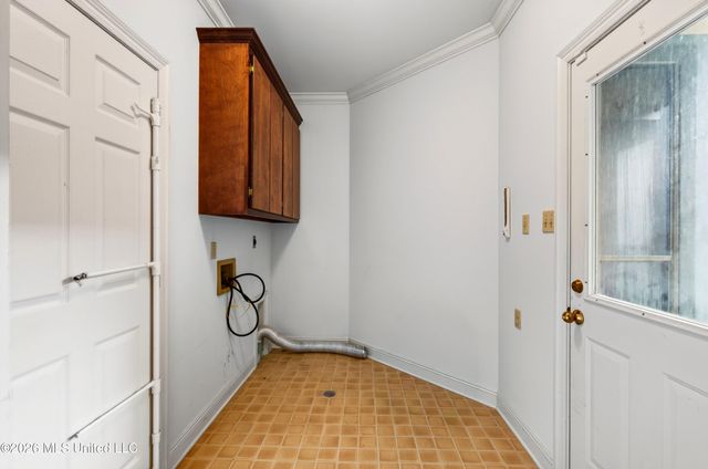 2579 Rue Palafox, Biloxi, MS 39531