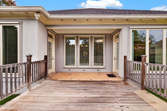 2579 Rue Palafox, Biloxi, MS 39531