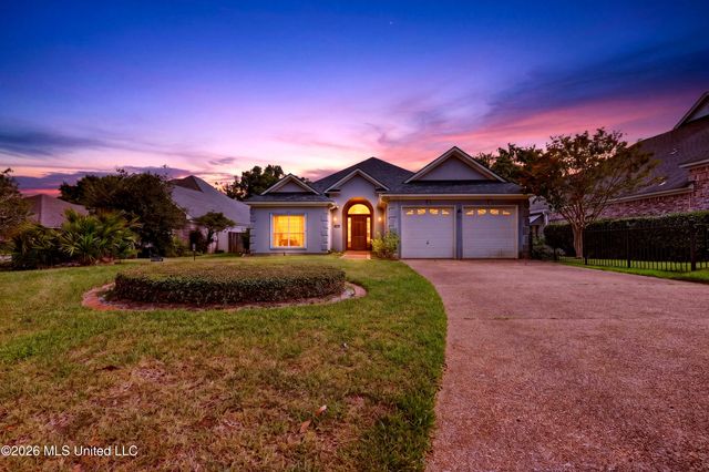 2579 Rue Palafox, Biloxi, MS 39531