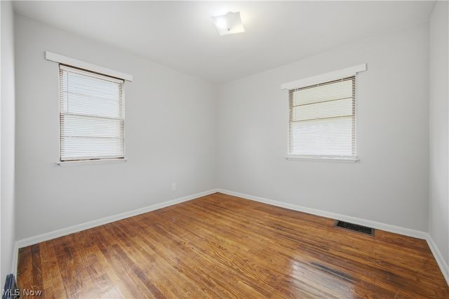 2806 Harmont Avenue NE, Canton, OH 44705