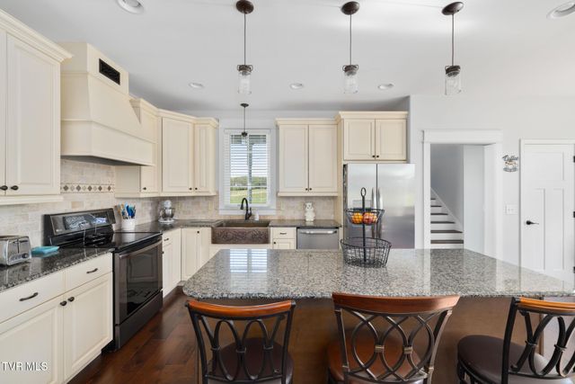 322 Arrowood Road, Jonesborough, TN 37659