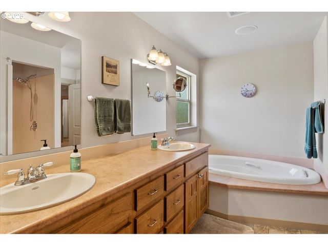 6820 Sw GEORGE MILLICAN Rd, Prineville, OR 97754