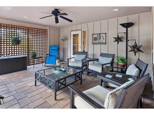 6820 Sw GEORGE MILLICAN Rd, Prineville, OR 97754