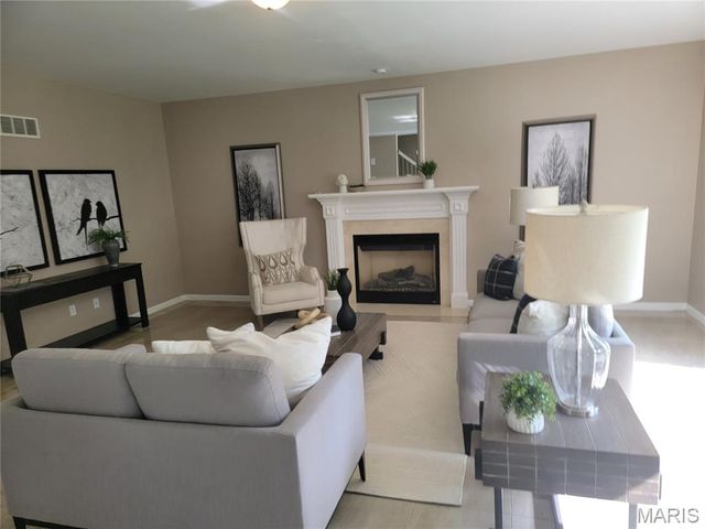 59 Charbonier Bluffs Drive, Florissant, MO 63031