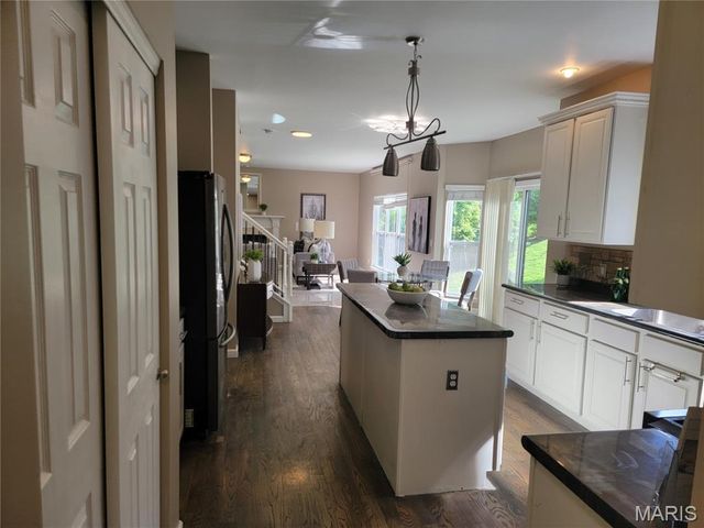 59 Charbonier Bluffs Drive, Florissant, MO 63031