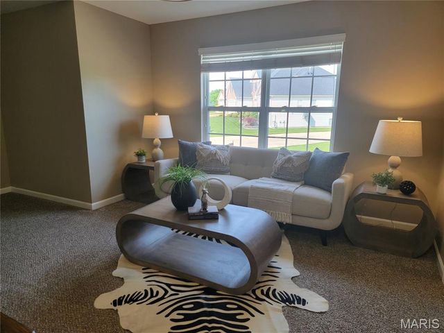59 Charbonier Bluffs Drive, Florissant, MO 63031