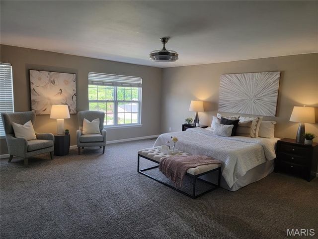 59 Charbonier Bluffs Drive, Florissant, MO 63031
