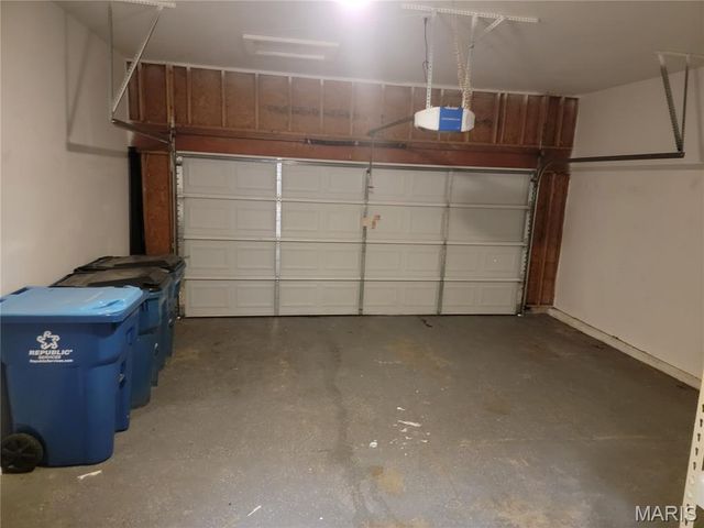 59 Charbonier Bluffs Drive, Florissant, MO 63031