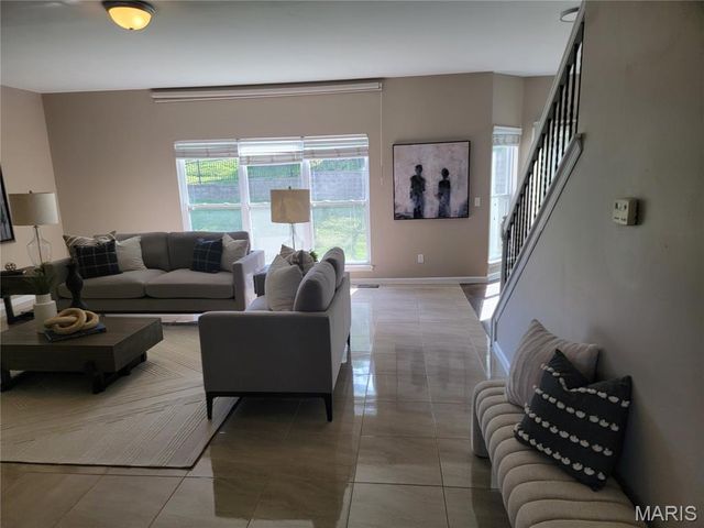59 Charbonier Bluffs Drive, Florissant, MO 63031