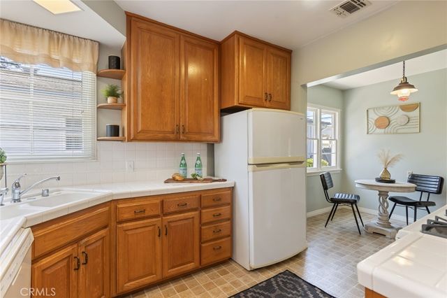 3839 Lime Avenue, Long Beach, CA 90807