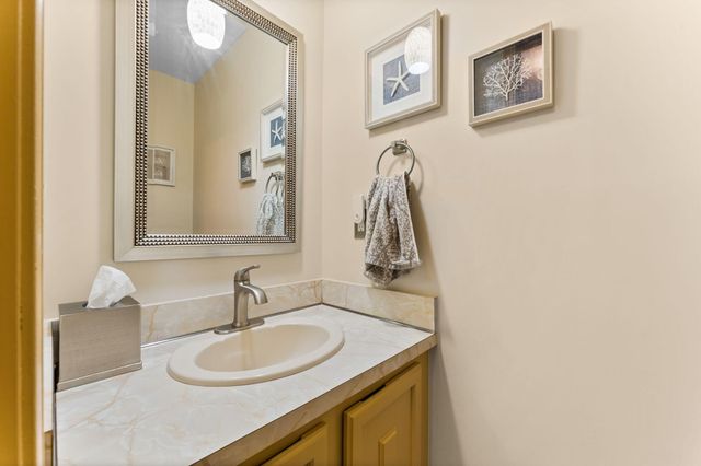 7490 Ledgewood Drive, Tyrone Twp, MI 48430