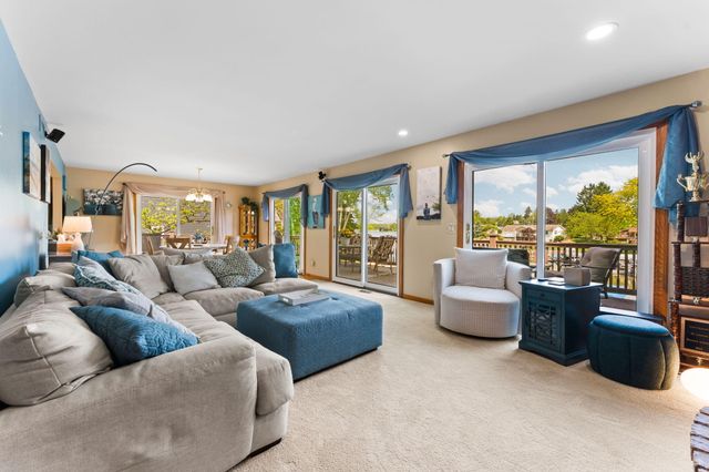7490 Ledgewood Drive, Tyrone Twp, MI 48430