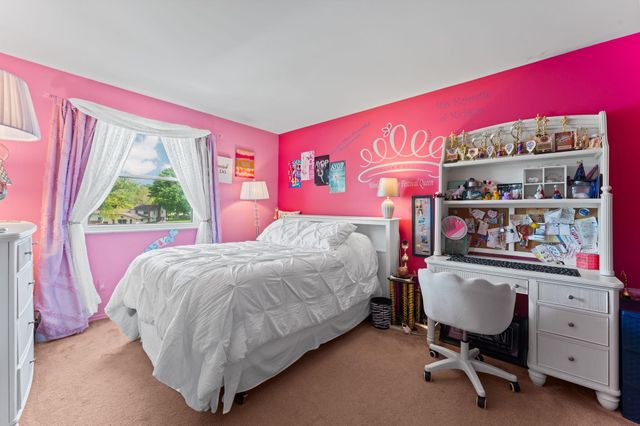 7490 Ledgewood Drive, Tyrone Twp, MI 48430
