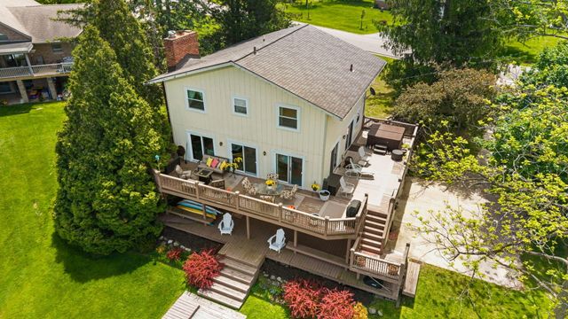 7490 Ledgewood Drive, Tyrone Twp, MI 48430
