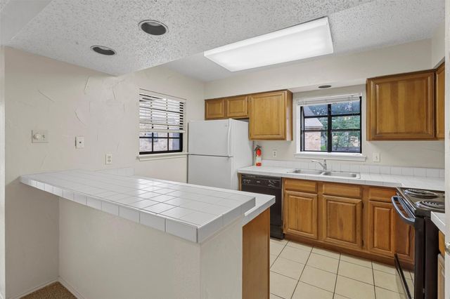 15221 Berry Trail 108, Dallas, TX 75248