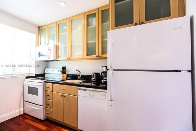 420 15th St 106, Miami Beach, FL 33139