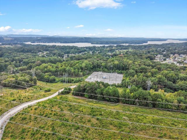 10105 Hixson Pike, Soddy Daisy, TN 37379