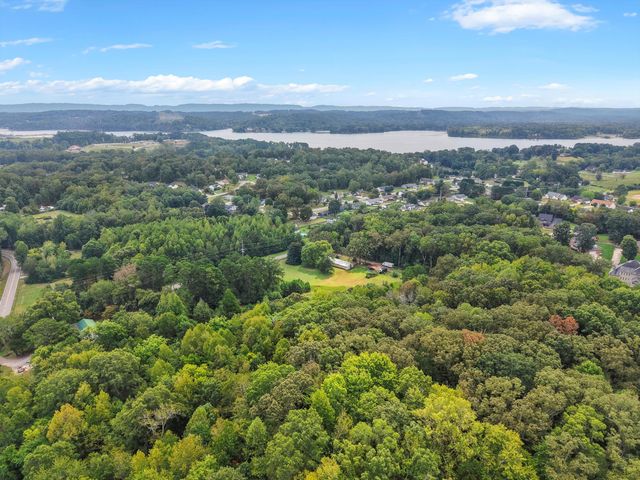 10105 Hixson Pike, Soddy Daisy, TN 37379