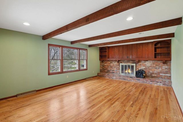 10215 Pendery Drive, Montgomery, OH 45242