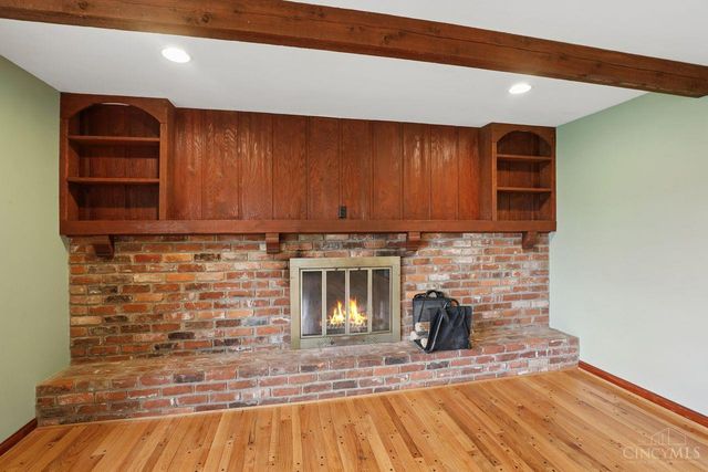 10215 Pendery Drive, Montgomery, OH 45242