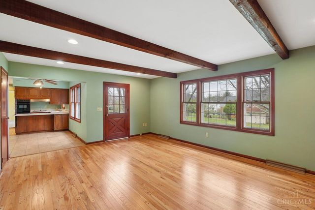 10215 Pendery Drive, Montgomery, OH 45242