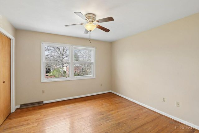 10215 Pendery Drive, Montgomery, OH 45242