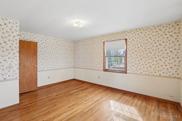 10215 Pendery Drive, Montgomery, OH 45242