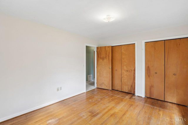 10215 Pendery Drive, Montgomery, OH 45242