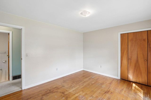 10215 Pendery Drive, Montgomery, OH 45242