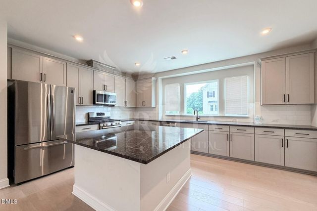 829 Amley Place, Apex, NC 27523