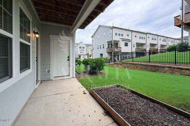 829 Amley Place, Apex, NC 27523