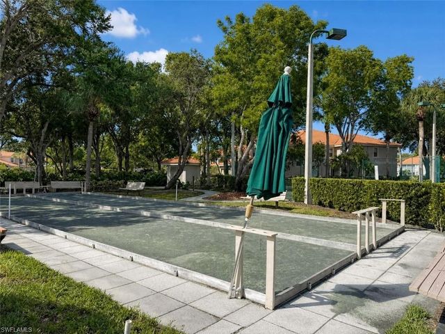 7553 Silver Trumpet LN 202, Naples, FL 34109