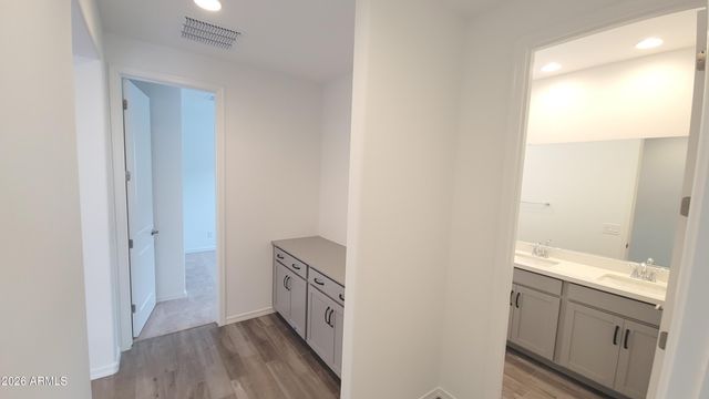 14818 W GRAY FOX Trail, Surprise, AZ 85387