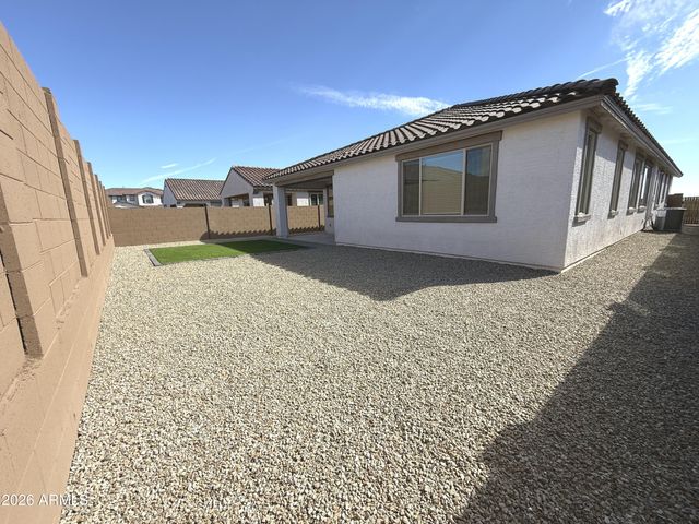 14818 W GRAY FOX Trail, Surprise, AZ 85387