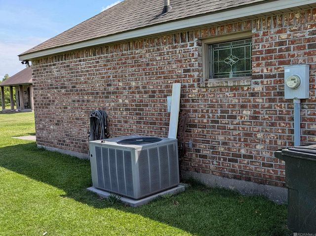 37156 Whitestone Ave, Geismar, LA 70734