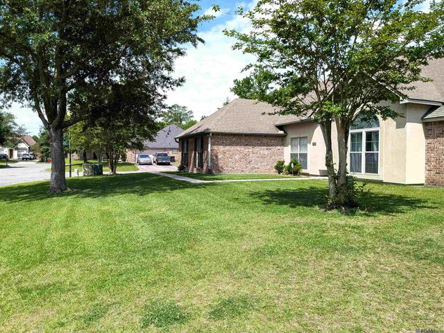 37156 Whitestone Ave, Geismar, LA 70734