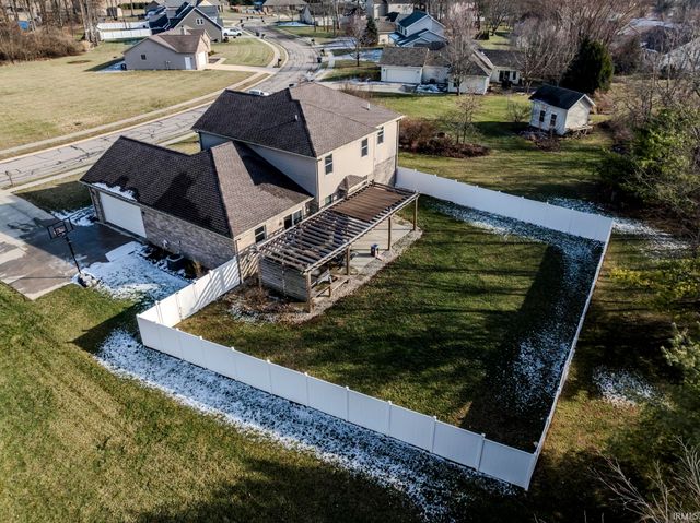 413 S Bridgewater Lane, Muncie, IN 47304