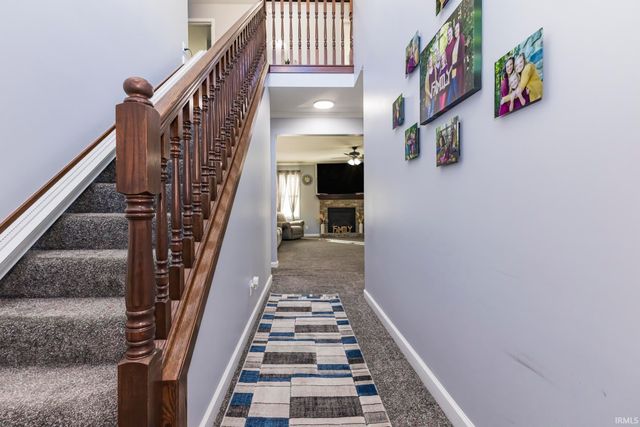 413 S Bridgewater Lane, Muncie, IN 47304