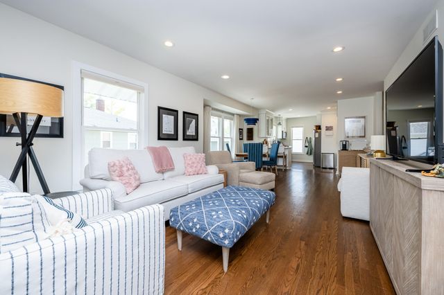 1804 S State Street, St. Joseph, MI 49085